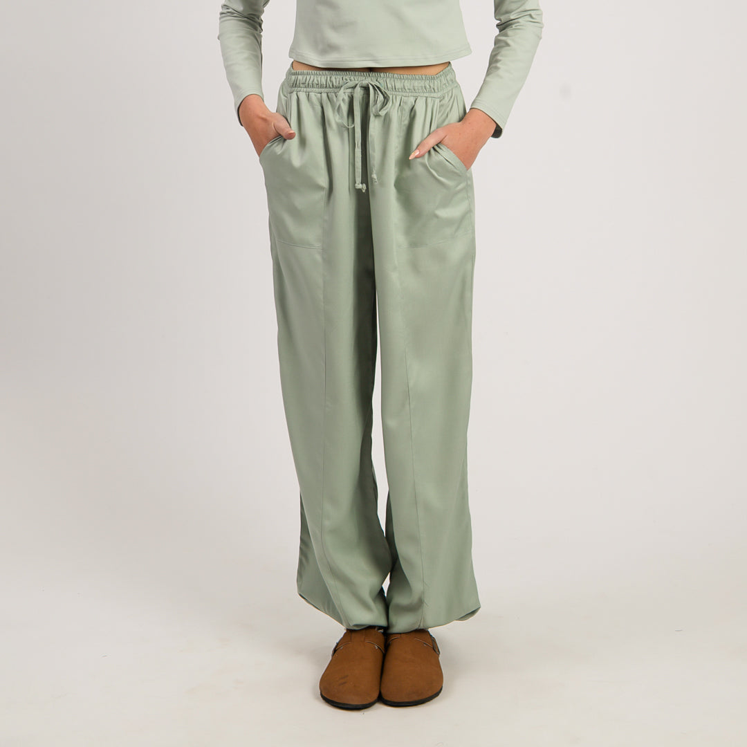 WOMEN'S WAVE LENGTH JOGGER