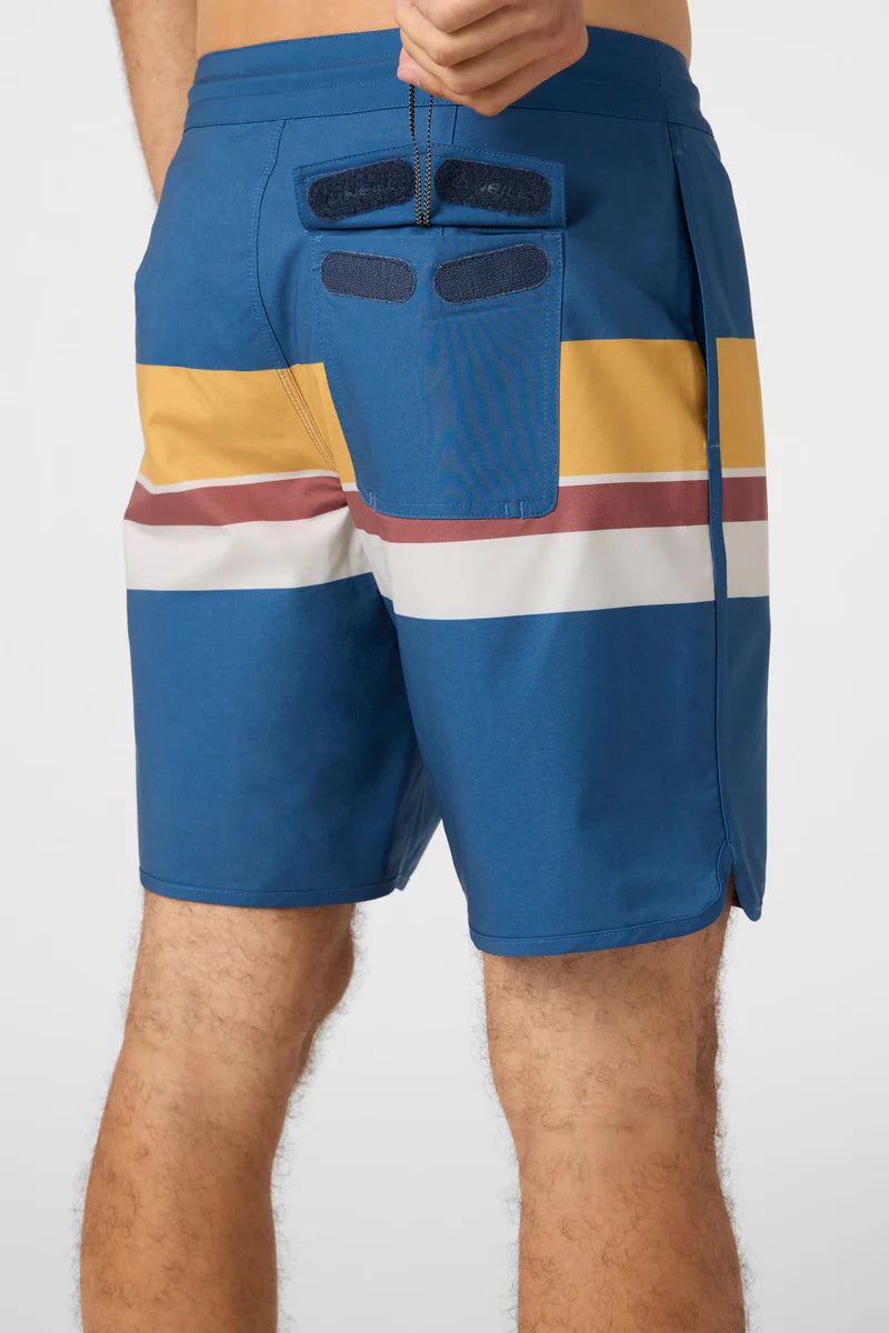 Cruzer Stripe Scallop 18" Boardshort